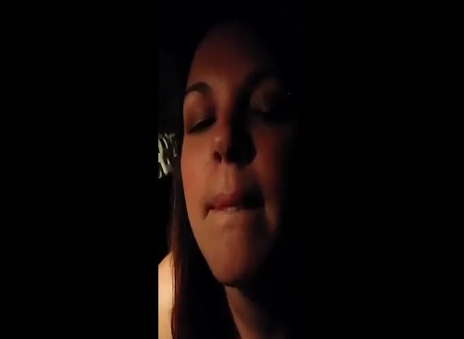 Video :Hot teen swallows the cum of her brother